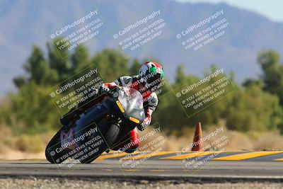 media/Nov-06-2022-SoCal Trackdays (Sun) [[208d2ccc26]]/Turn 7 Set 2 (1050am)/